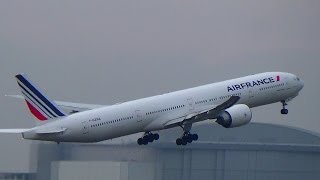 Landing and take-off of Air France Boeing 777-300ER