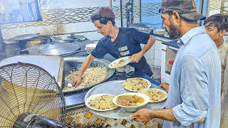 KABULI PULAO AND AFGHANI BOTI | Afghani Meat Pulau & Namkeen Boti | Qabili Plav Peshawar street Food