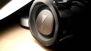 Bass test jbl charge 4