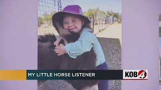 Local nonprofit uses mini-horses to help kids learn