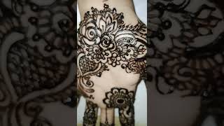 #Narmeen Mehandi artist # Bridal Mehandi home services available in Islamabad & plz subscribe me