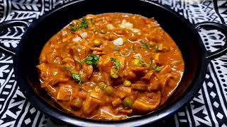 Matar-mushroom curry(restaurant style)// simple and easy gravy side dish for roti, chapati and naan😋