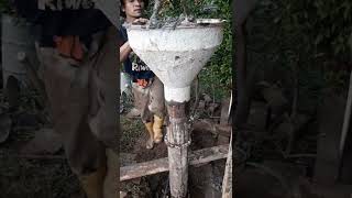 Pile foundation Step 7: Pouring concrete. (2)