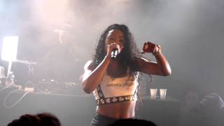 Lady Leshurr - Queen's Speech 3 - Live @Paris