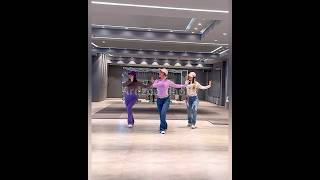 خوشگلا باید برقصن😍 #dancechallenge #bellydance #dance #dancer #dancemusic #dancesong #dancecover