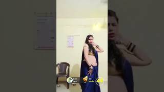 Bhabi open saree Deep navel show