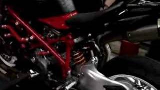 EDR Ducati 848 Race bike warming up-idle