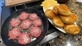 8 Cheeseburgers in 8 Minutes | Might Be the Best Cheeseburgers Ever