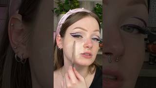 BUTTER KNIFE MAKEUP HACK!! 🧈🍴 #beauty #makeup #makeuptutorial #foundation