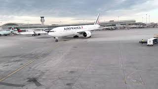 Air France Boeing 777-200 Gate Arrival From Paris