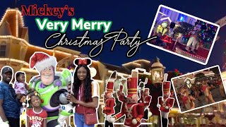 Mickey’s Christmas Party! Animal Kingdom, Hollywood Studios & Christmas Party + Fireworks!