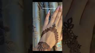 narmeen mehandi artist