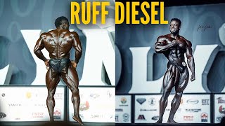 RUFF DIESEL Posando Igual REI no Mr OLYMPIA