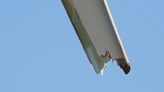 Storm Elin breaks a wind turbine blade, West Somerton, Horsey #weather #storm #broken #extreme #bbc