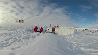 Experience MOSAiC: Helicopter in Ice