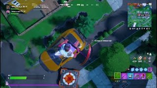 This taxi eliminated me without driver in fortnite #shorts