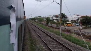 Coimbatore Mayiladuthurai Jan Shatabdi crossing Sabari Express at good speed