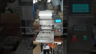 How to use the pneumatic tray sealing machine