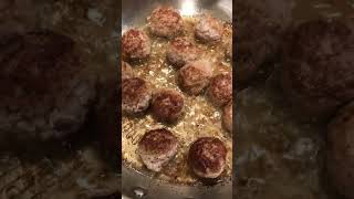 FRYING MEATBALLS #shortvideo #shortsfeed #video #food #asmr #meatballs