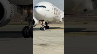 Giant bird #emirates #flight #travel #youtube #youtuber #short #shorts #sky #dubai #viral #video