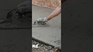 melhor maneira de fazer o contra piso e calçada de concreto. #shortsviral #construcao