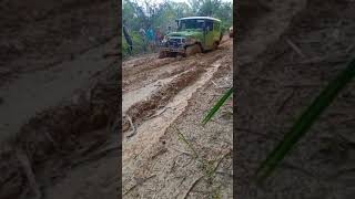 Toyota Land Cruiser BJ40 Stuck In Mud - 4x4 Off Road  #toyotaoffroad #toyotahilux #offroad4wd