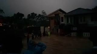 DETIK-DETIK EVAKUASI BANJIR BANDANG KP.CIPEUYEUM DS.SUKAMANAH KEC. MALANGBONG-GARUT