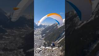 Top FPV pilot Leo Whitfield filming paragliding whilst being my passenger #shorts #fpv #paragliding