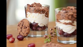 Nachtisch Rezept mit Cookies und Weintrauben/Dessert im Glas/ lecker schnell einfach