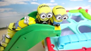 Plenty of Minions fall into hippopotamus and Disney Cars toy from Tomica escalator slide