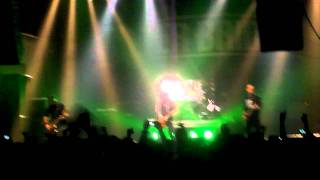 Alter Bridge - Slip to the void live