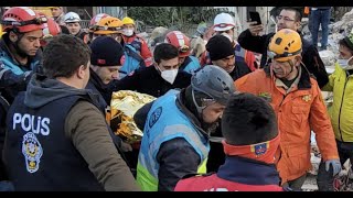 L.A. team rescues teen buried in rubble of Turkey earthquake