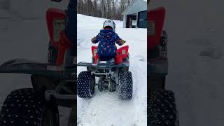 Donuts avec le mini quad #honda #trx90 #shorts #short #shortvideo #quad #kids #kidsvideo #atv #trx