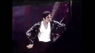 Michael Jackson Billie Jean Live Amsterdam 1997 Moonwalks only 1080p HD