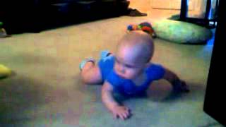 Owen crawls to Mama!