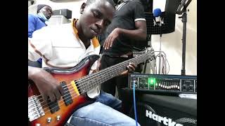 Israel Iracyaturagiye check new amp bass  how to check new cube bass Hartke   0788361926