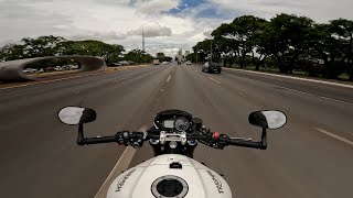 Speed Triple R: De rolê pela cidade