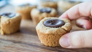 PEANUT BUTTER THUMBPRINT COOKIES - CHRISTMAS COOKIES & HOLIDAY BAKING