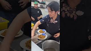 NASI AYAM SINGAPORE PALING LAGEND DI KAMPONG DATO KERAMAT KL