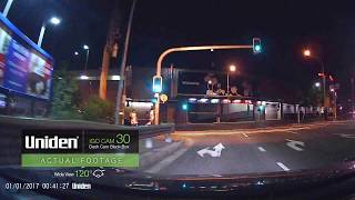 Uniden - iGO CAM 30 Dash Cam Sample Footage (Night)