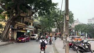 The streets of Hanoi by Vespa!