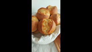 Fransız Tereyağlı mini ekmek Tarifi (Petit french roll)