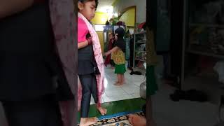 ikut latihan jaipongan