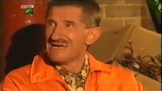 ChuckleVision 10x10 Auto Manics