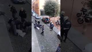 10 Policemen against 1 civilian, under Italian Democratic, 5-Star Government