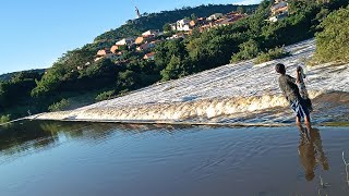 RIO JAGUARIBE CONTINUA AUMENTANDO AS ÁGUAS EM JUCAS CEARÁ....HJ 17.04.2024