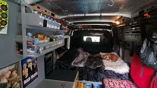 Showing how simple and cheap you can convert your van into a basic camper. 7 days / costing £500.