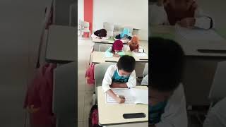 Belajar bareng siswa dan siswi SD Annisa