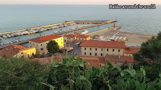 Il mare e il paese di Castiglione della Pescaia - Toscana