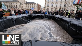 Crise agricole. Les agriculteurs montent une bassine / Orléans (45) - France 30 janvier 2024